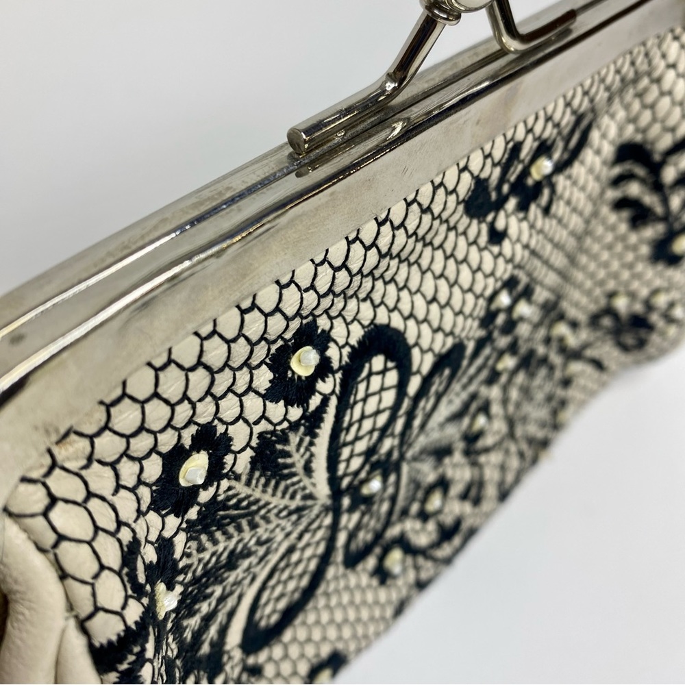 Isabella Fiore clutch wallet - Picture 4 of 6
